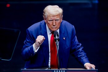 Fotografía del candidato republicado a