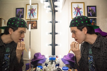 Alejandro Fanzago caracterizándose de el