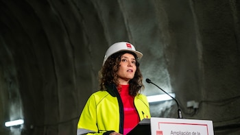 Ayuso contratará a ‘clientes misteriosos’