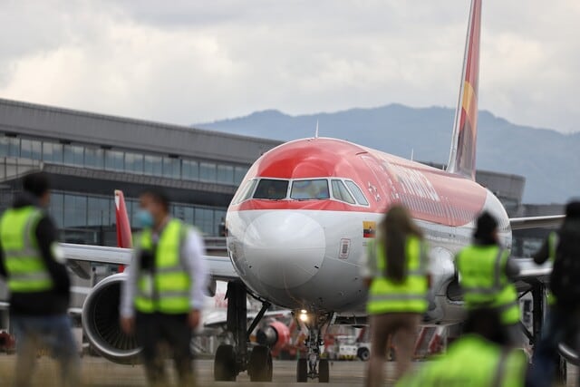 En Colombia operan alrededor de 26 aerolíneas internacionales regulares y cinco aerolíneas nacionales principales de pasajeros - crédito Colprensa