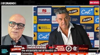 Este es el momento en el que Carlos Antonio Vélez, en su canal de YouTube, reveló que Marcelo Gallardo quería dirigir a la selección Colombia - crédito Carlos Antonio Vélez
/YouTube