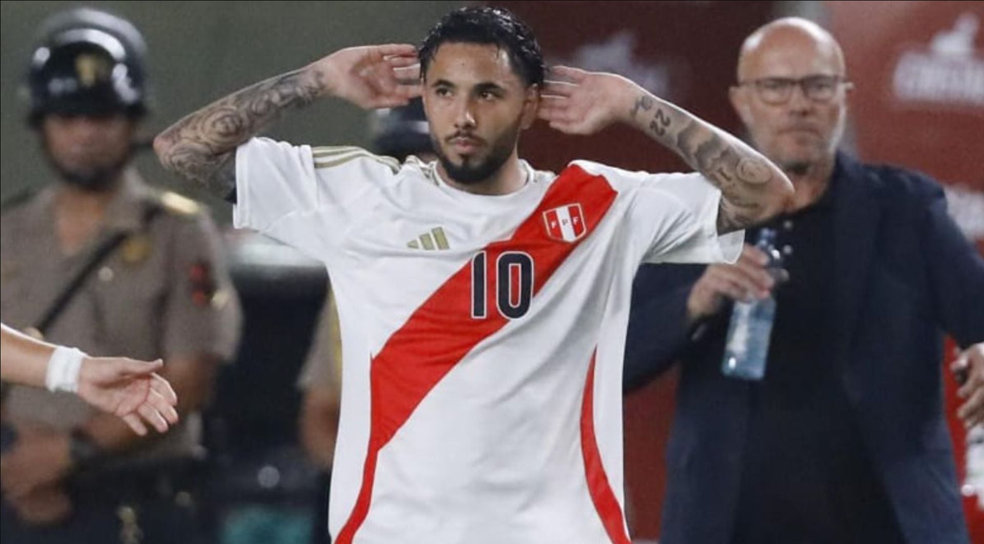 El rendimiento de Sergio Peña en Serbia vuelve a ponerlo en el radar de la Selección Peruana. El volante recuperó regularidad y suma participación ofensiva antes de los próximos amistosos. (Selección Peruana)