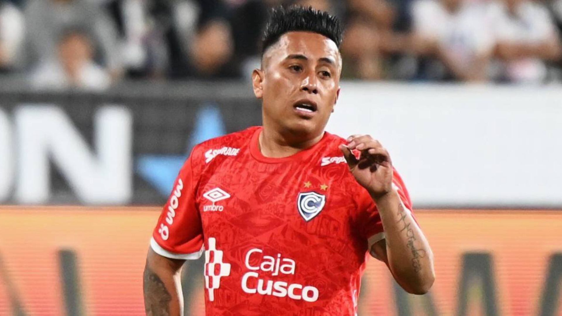 Cueva, el distinto del fútbol peruano. - Crédito: Cienciano