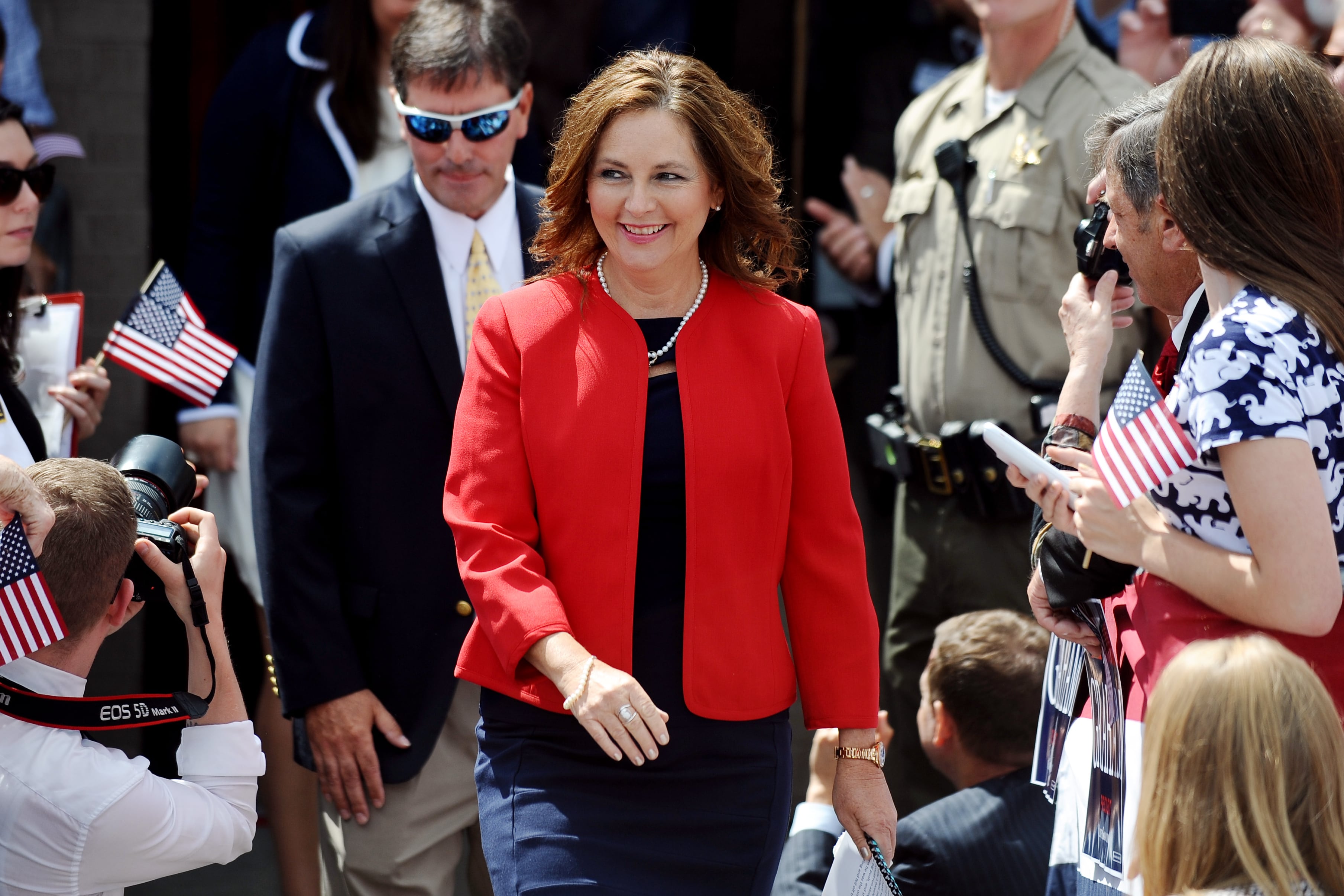 Darline Graham Nordone fue designada senadora interina de Carolina del Sur para completar el mandato de Lindsey Graham tras su muerte (AP foto/Rainier Ehrhardt)