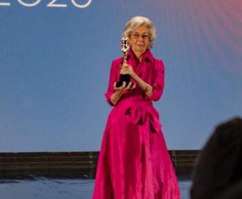 La primera actriz reapareció en el escenario de los Premios Ariel 2026 para recibir el reconocimiento honorífico a su trayectoria.