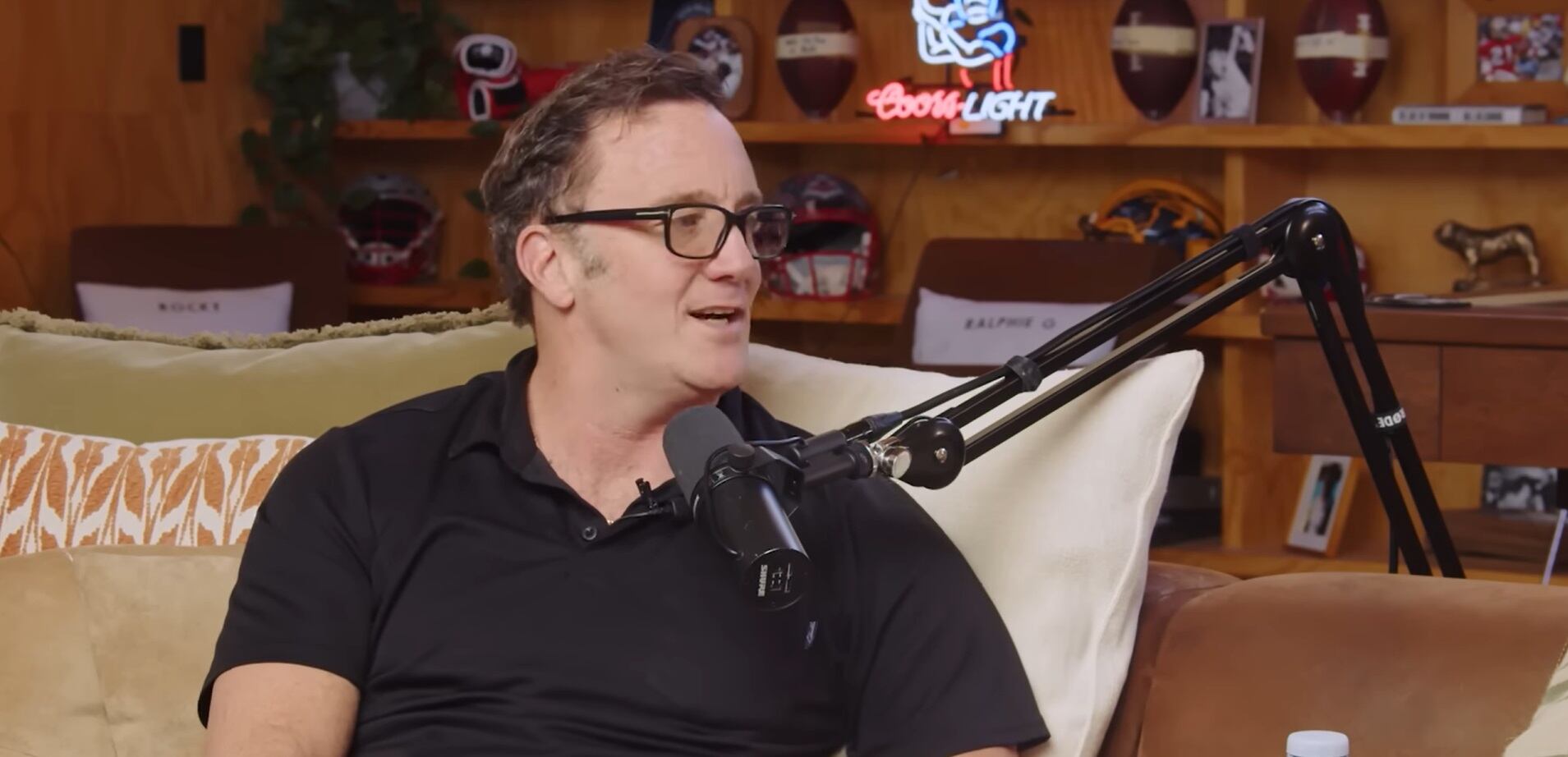 Un episodio con el equipo de vestuario enseñó a Mohr la importancia del respeto y la colaboración en el cine (YouTube: Games With Names)