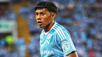 Maxloren Castro, de 16 años, es pieza habitual en Sporting Cristal. - Crédito: Getty Images