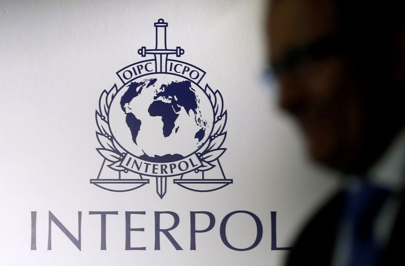 INTERPOL alerta los riesgos de navegar por páginas piratas. (Foto: REUTERS / Edgar Su / Foto de archivo)