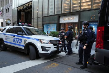 Se desplegaron unidades de oficiales