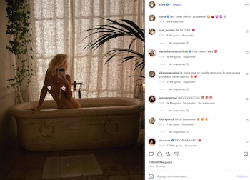 Christina Aguilera se desnuda en Instagram con un selfie en la bañera para celebrar Halloween