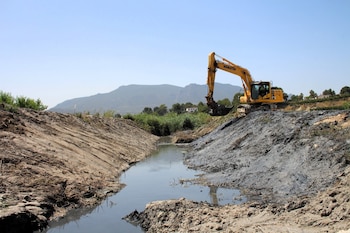El borrador modifica las reglas vigentes desde 2021 y abre el debate sobre el equilibrio entre desarrollo de obras y protección de los recursos hídricos. Europa Press