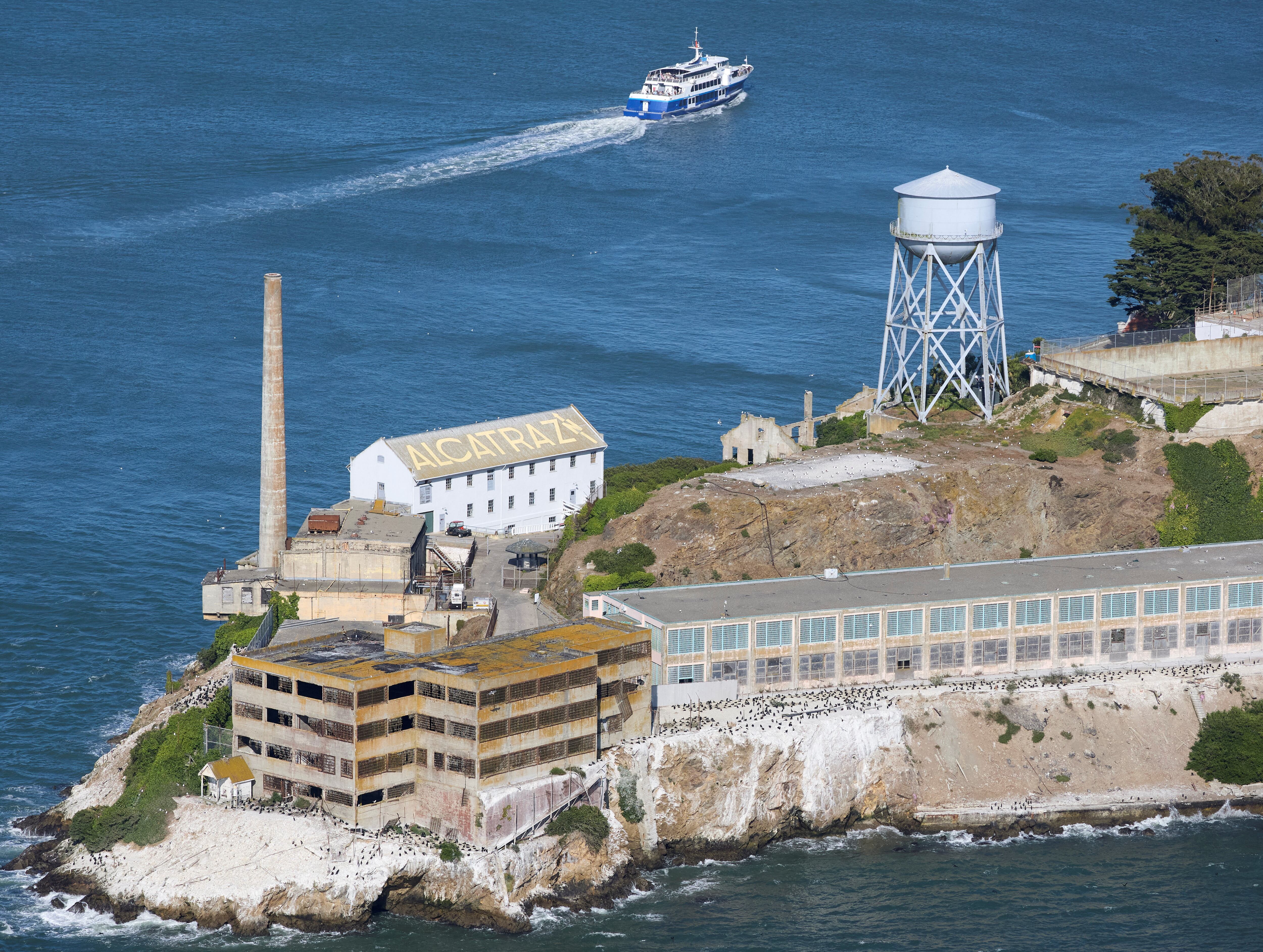 La propuesta de reabrir Alcatraz como prisión ha generado debate en la comunidad. (REUTERS/Fred Greaves)