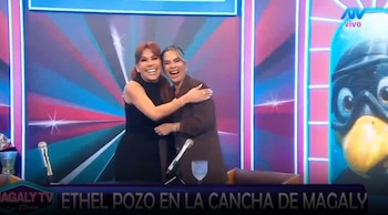 Magaly Medina y Ethel Pozo protagonizan uno de los momentos más emotivos de la televisión: “Sí tengo límites”. Captura: Magaly TV La Firme.