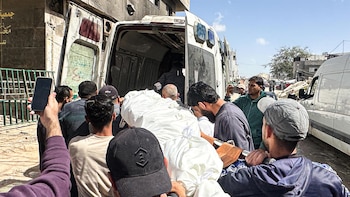 Irán pide a EAU y Arabia Saudí que impidan los ataques de EEUU e Israel desde su espacio por la "buena vecindad"