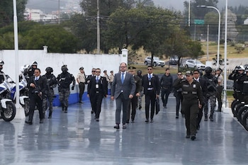 07/10/2026 En el centro de la imagen, el ministro del Interior de Ecuador, John Reimberg (archivo)
POLITICA
MINISTRO ECUATORIANO JOHN REIMBERG EN X
