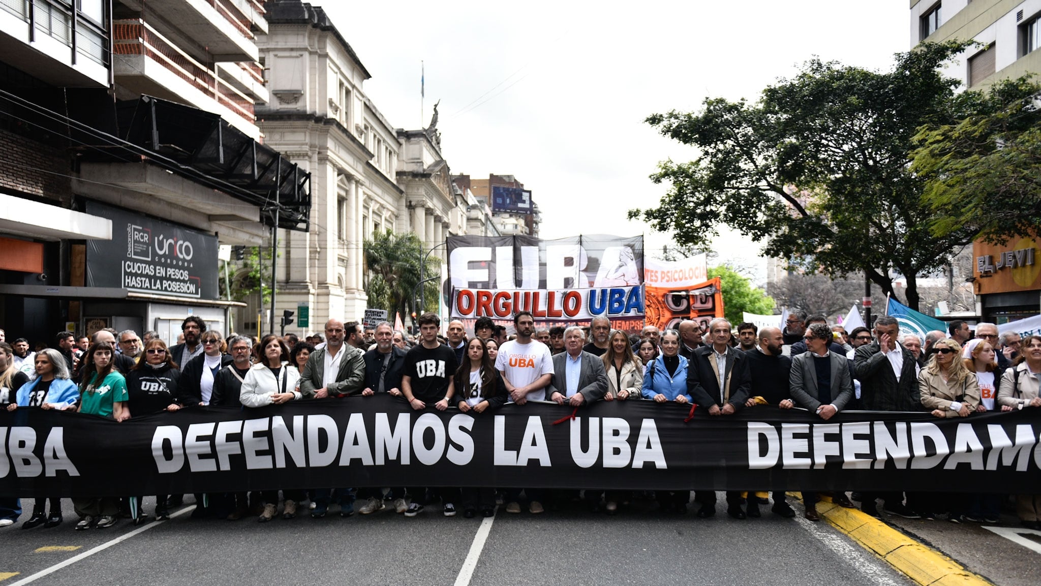 Este jueves se realizó la 5° Marcha Federal Universitaria (Foto: Adrián Escandar)