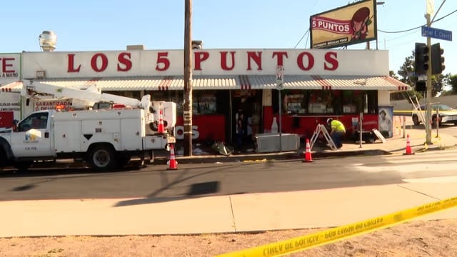 El accidente de tránsito en Boyle Heights dejó al menos cuatro heridos y tres personas hospitalizadas tras el choque de dos autos contra un edificio