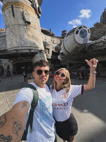 Morena Beltrán reveló que durante las vacaciones compartió los gastos con Lucas Blondel y desató la furia de Ruggeri 4 Las vacaciones de Morena Beltrán