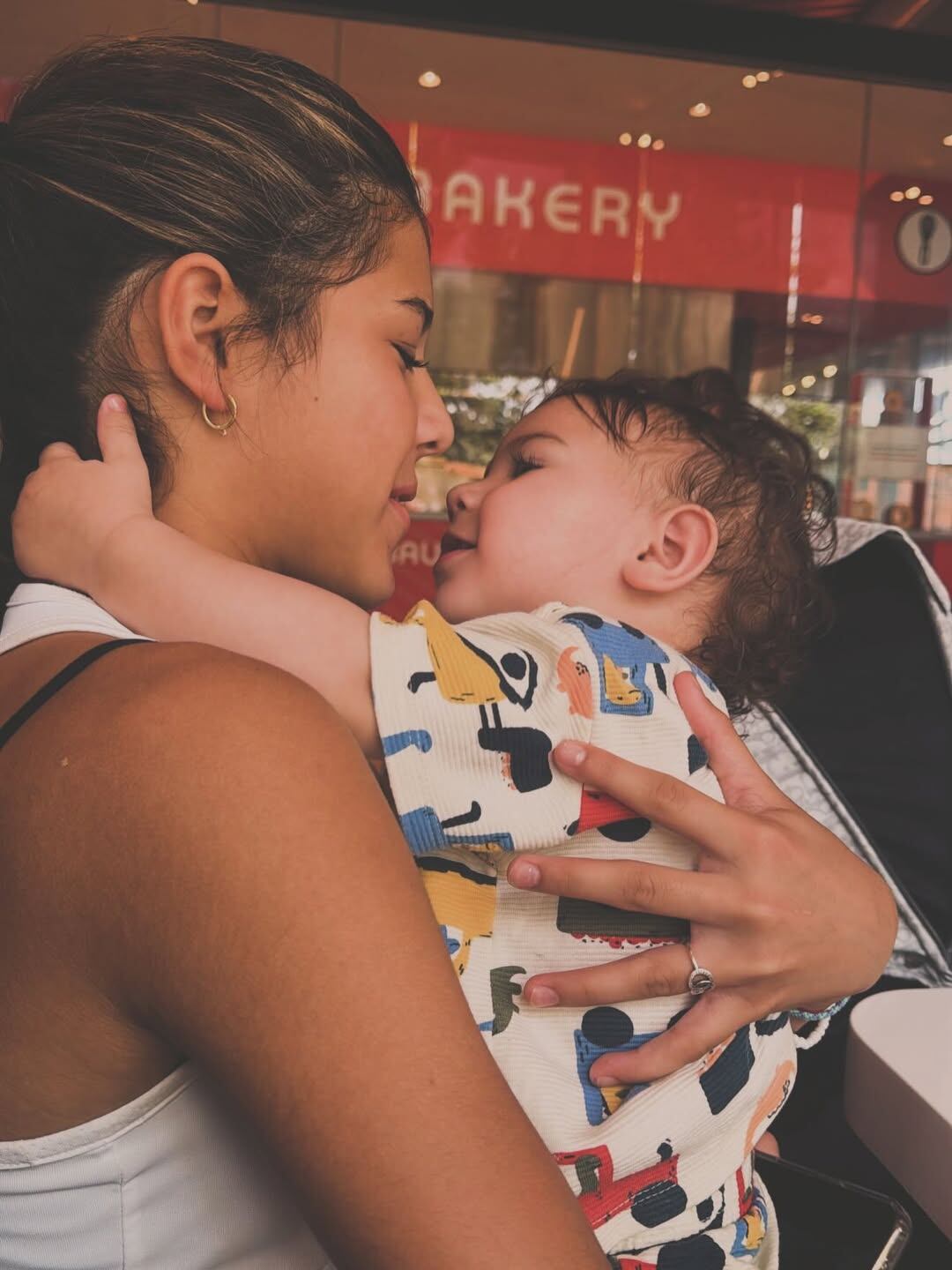 La tierna foto de Victoria y Lautaro