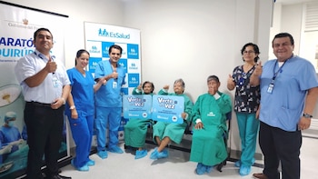 Personal médico de EsSalud y