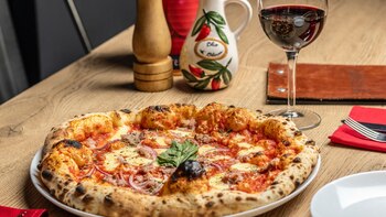 Dos pizzerías colombianas destacan entre las mejores de América Latina, según un prestigioso ránking internacional