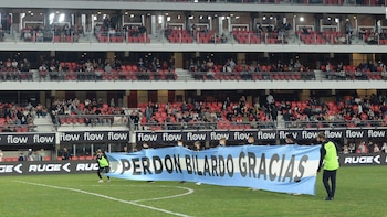 La bandera que Estudiantes pase{o