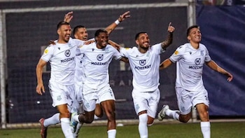 Sergio Peña se estrenó como titular por todo lo alto en OFK Belgrado: golazo de media distancia en holgado triunfo contra Novi Pazar