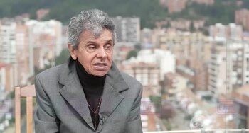 «Yo desde que la vi cubierta dije: ya no está aquí. Entonces, yo desesperadamente le corrí el pelo así… ¡Dios mío no quiero acordarme de eso!», apuntó - crédito LaRed/Youtube