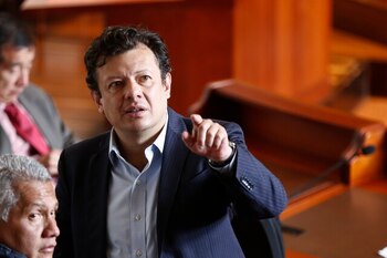 Hollman Morris ha sido denunciado