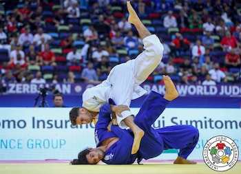 Cubano González debuta como rumano