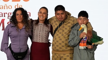 Pato Merlín presume nueva casa: Sheinbaum apoya a familia con acceso a vivienda del Bienestar: “Vivíamos en un local”