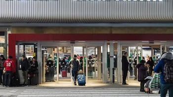 Varios trenes de larga distancia