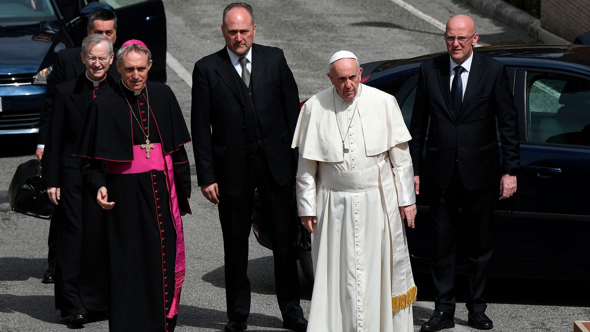 Domenico Giani fue excomandante de la Gendarmería Vaticana y jefe de la seguridad de la Santa Sede durante dos décadas (Shutterstock)