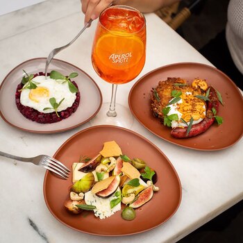 El restaurante tiene un ambiente