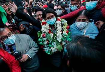 Eva Copa (c) fue registrada