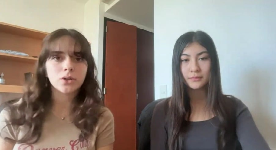 Isabella Asteinza y Sofía Park Vaccaro estudiantes de Ciencia Política de la Universidad de San Andrés
