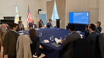 El ministro con inversores en