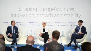 Lagarde (BCE) ve los riesgos más equilibrados que hace unas semanas