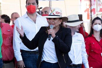 La candidata presidencial hondureña Xiomara