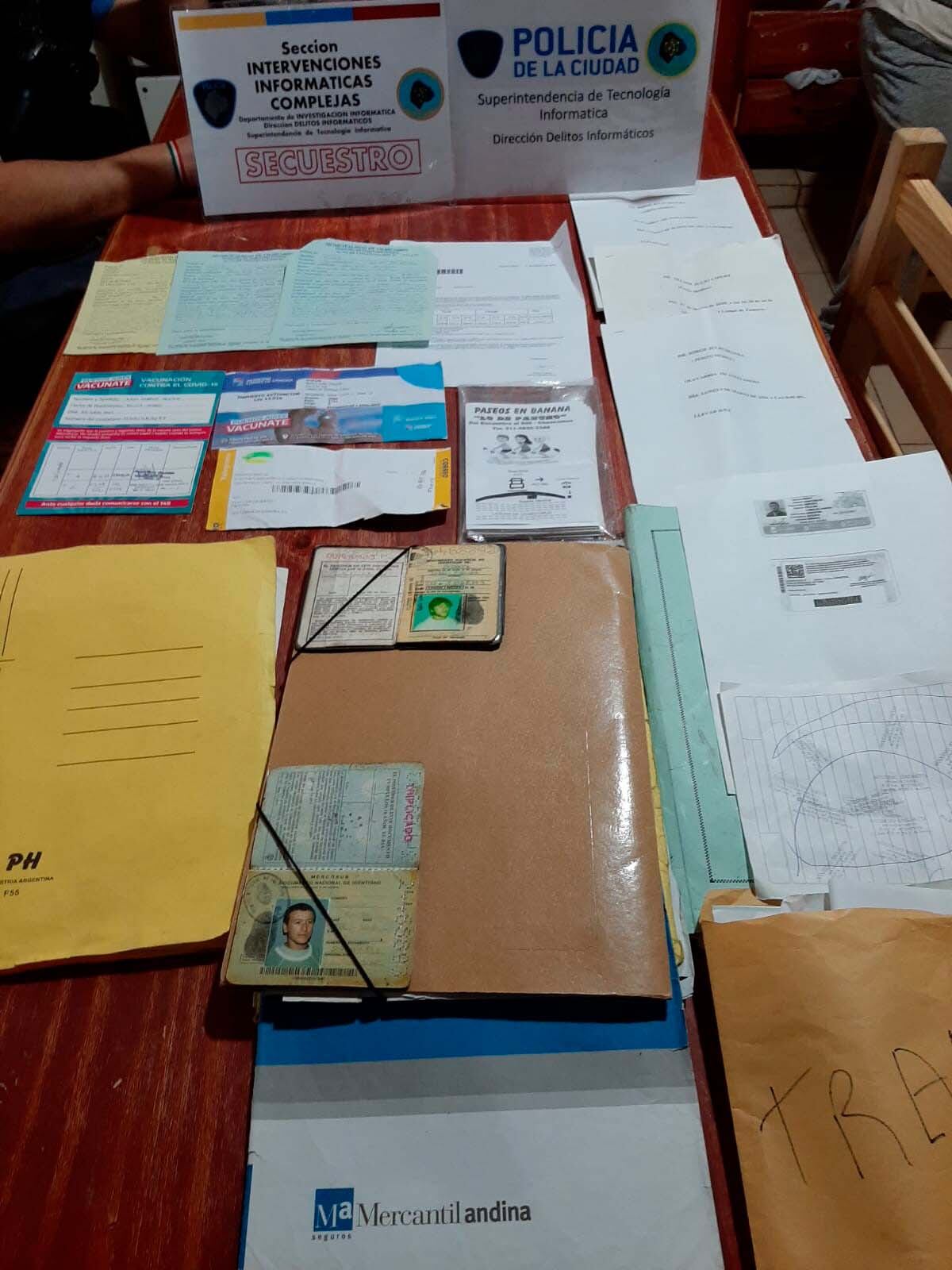 Defraudaban a compañías de seguros mediante la simulación de accidentes