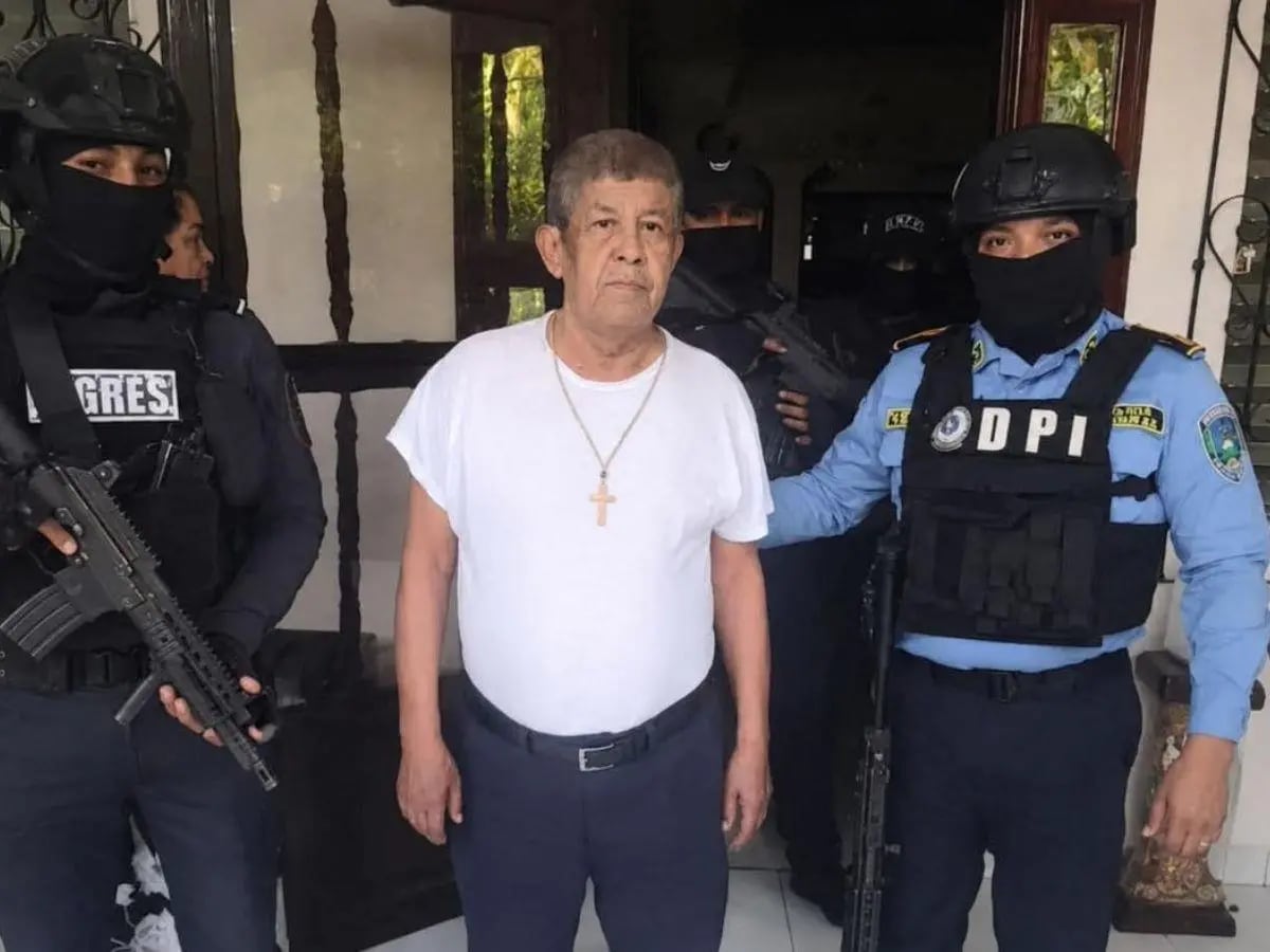 Adán Fúnez fue enviado a prisión preventiva por el caso del asesinato de Juan López. El Poder Judicial dictó auto de formal procesamiento contra tres acusados por asesinato y asociación para delinquir. (FOTO: Cortesía)