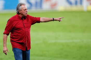 El entrenador Abel Braga, en