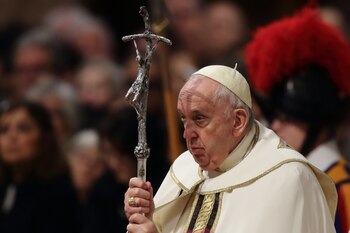 06/01/2023 06 January 2023, Vatican, Vatican City: Pope Francis presides Holy Mass on the Solemnity of the Epiphany of the Lord in St. Peter's Basilica at the Vatican. Photo: Evandro Inetti/ZUMA Press Wire/dpa
SOCIEDAD INTERNACIONAL
Evandro Inetti/ZUMA Press Wire/d / DPA