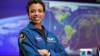 “Ha sido un viaje increíble”: la emoción de la comandante al llegar a la Estación Espacial Internacional en el vuelo récord de SpaceX