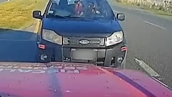 Peligro extremo en General Madariaga: lo interceptaron en la ruta 74 por manejar a contramano, sin luces ni cinturón