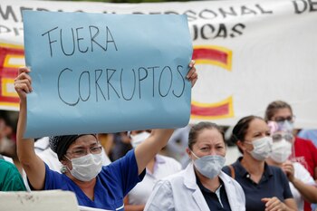 La indignación se acrecienta al