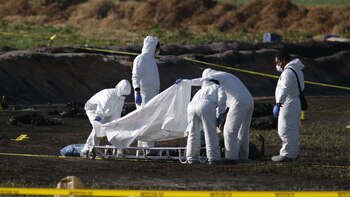 Mueren 135 personas en explosión