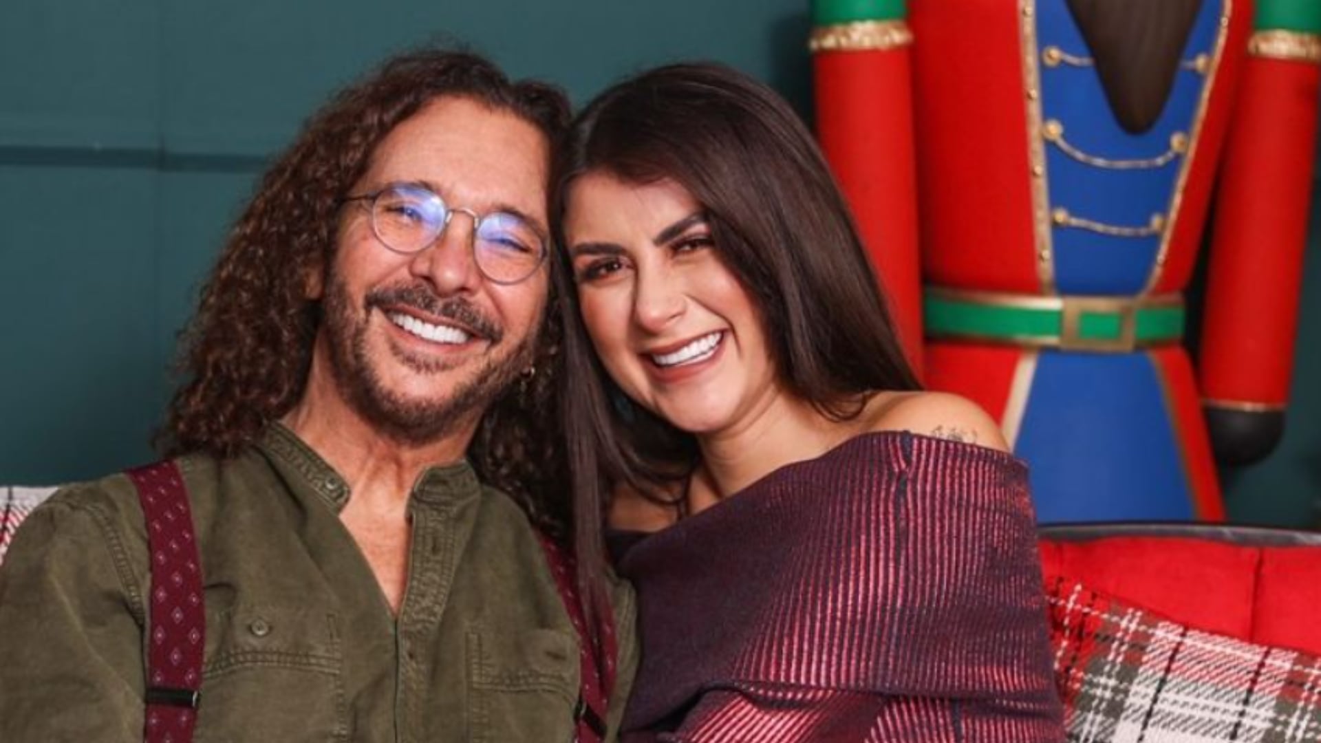 Óscar Burgos está casado con la influencer Carolina Castro. (IG: @oscarburgostv)