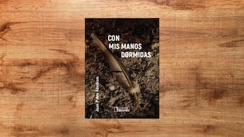 Con mis manos dormidas (Elemento