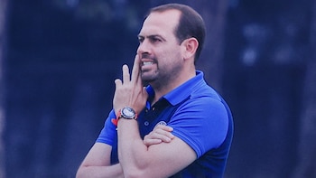 Entrenador de Cruz Azul Femenil es destituido tras ser goleado 10-0 por el América
